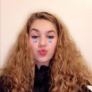 Meet your Posher, Zoe